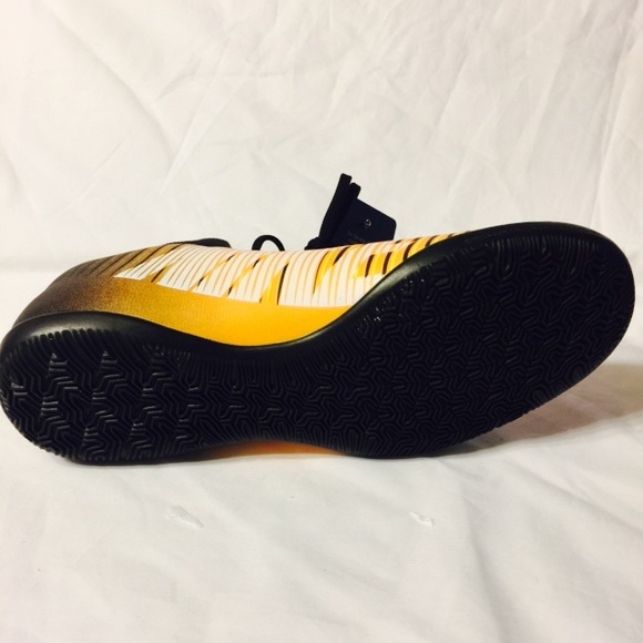 Nike MercurialX Victory VI DF IC soccer shoe women - Picture 7 of 7